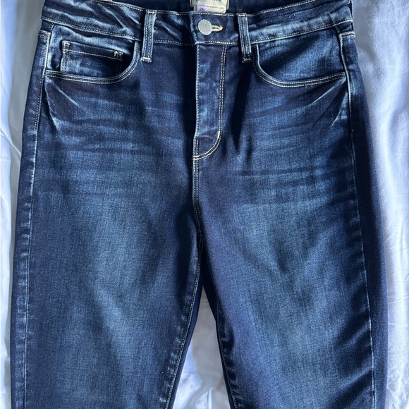 L’Agence Margot Skinny Jean in Columbia Wash size 26 - Picture 5 of 7
